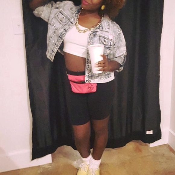 🏝PINK Victoria’s Secret Fanny Pack Waist Bag🏝 - Picture 7 of 8